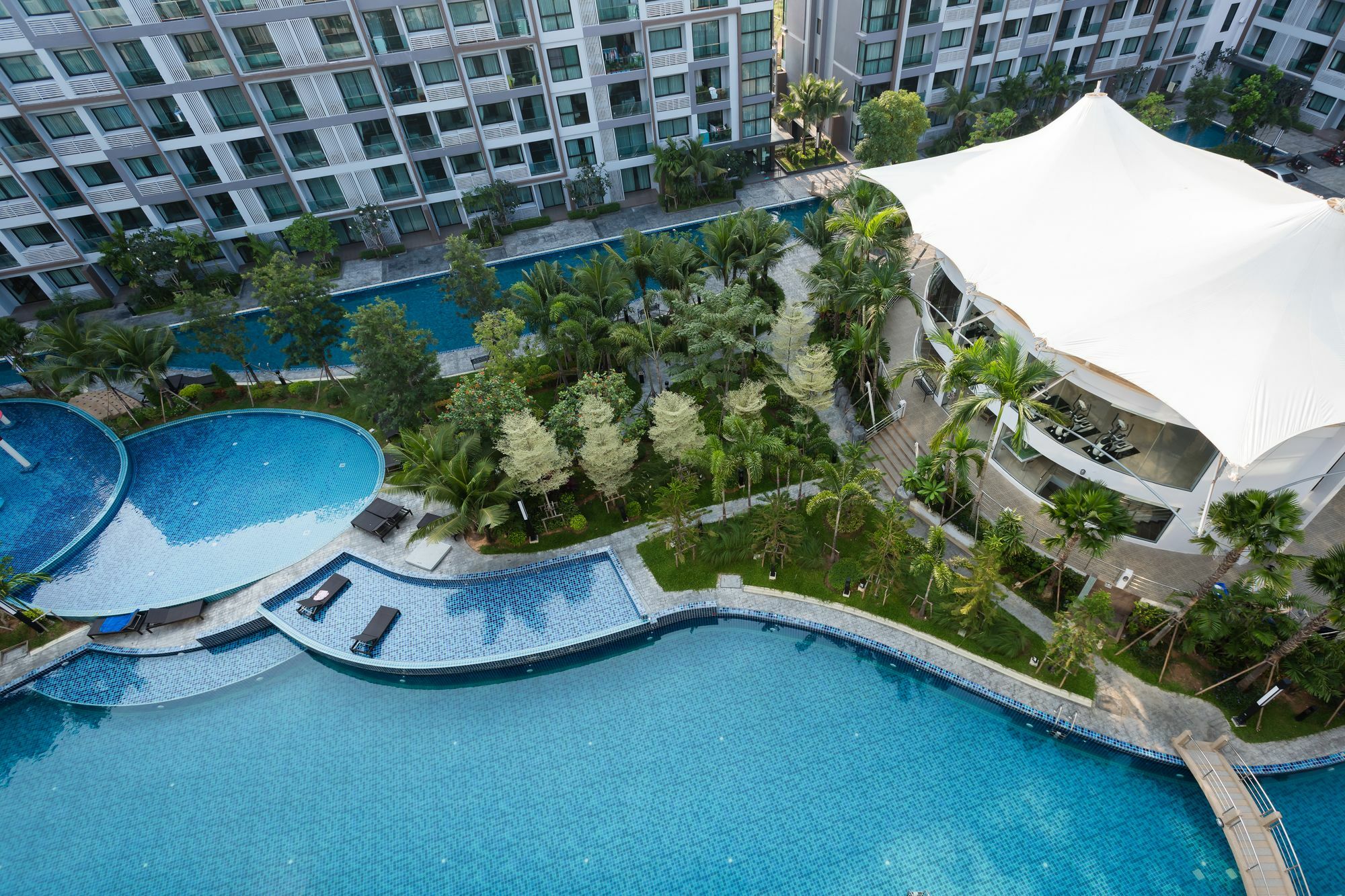 Dusit Grand Park Daire Jomtien Beach Dış mekan fotoğraf